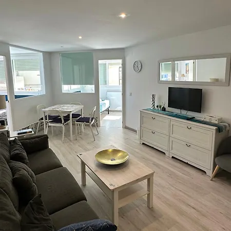 First Line 2br With Pool In Center Of Apartment Marbella