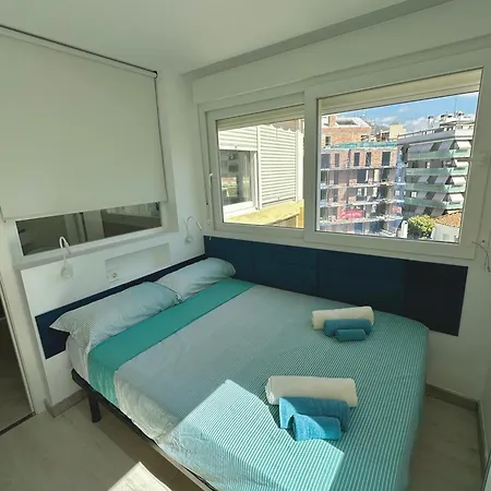First Line 2br With Pool In Center Of Apartment