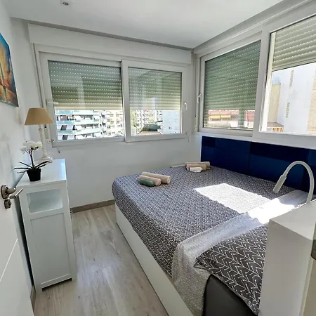 Apartment First Line 2br With Pool In Center Of *